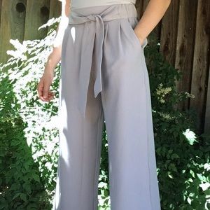 Lululemon Noir Cropped Pants size 4